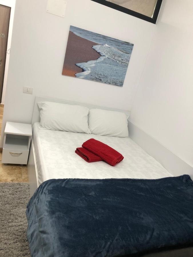 Appartement Smaraldul Madalinei à Constanţa Extérieur photo